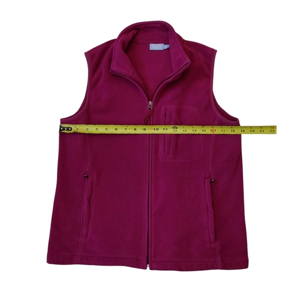 Denver Hayes Magenta Vest - Picture 2 of 6